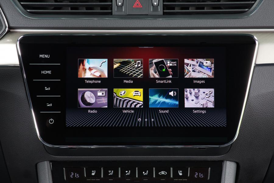 Детали интерьера Skoda Superb Laurin & Klement 2019 года  (WW) (фото 65 из 93)
